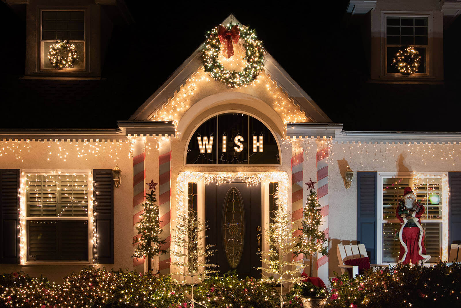 How to Plan a Spectacular Christmas Lights Display