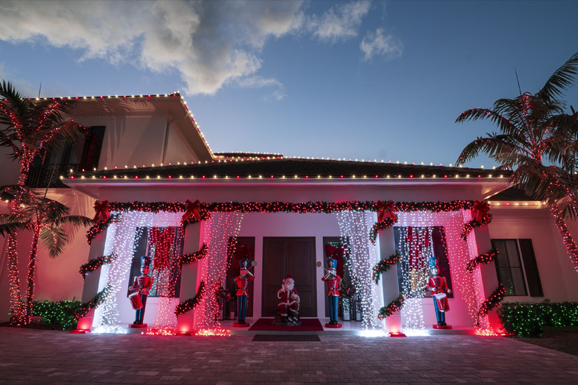 6 Pro Tips For Truly Professional Looking Christmas Lights